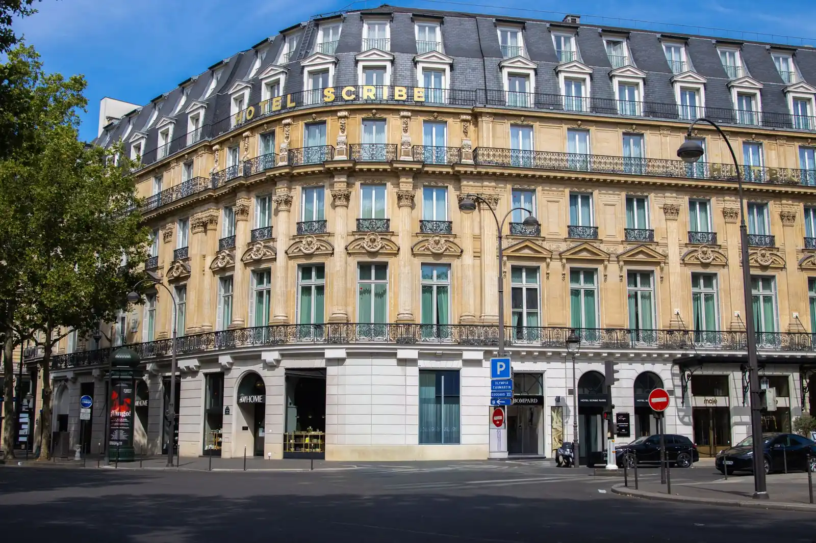 Initiation aux jeux de casino à Maxiradining House